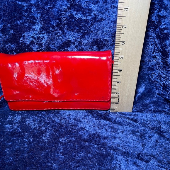 Vintage Donna Karan Red patent leather clutch - Picture 3 of 6